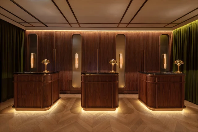 Anantara_Palais_Hansen_Vienna_Hotel_Reception_Desk_2