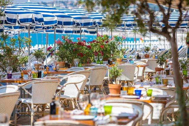 Anantara_Plaza_Nice_Hotel_Plage_Ruhl_Lunch_table (1)