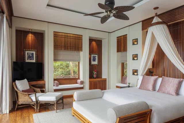 Anantara_Maia_Seychelles_Villas_Guest_Room_Villa_Bedroom_Interior_2