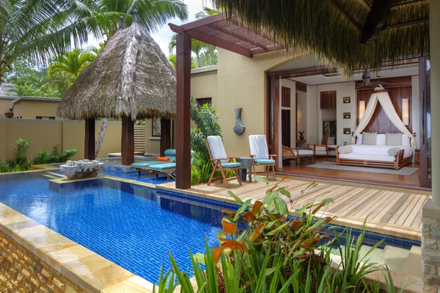 Anantara_Maia_Seychelles_Villas_Guest_Room_Premier_Beach_Pool_Villa_Exterior