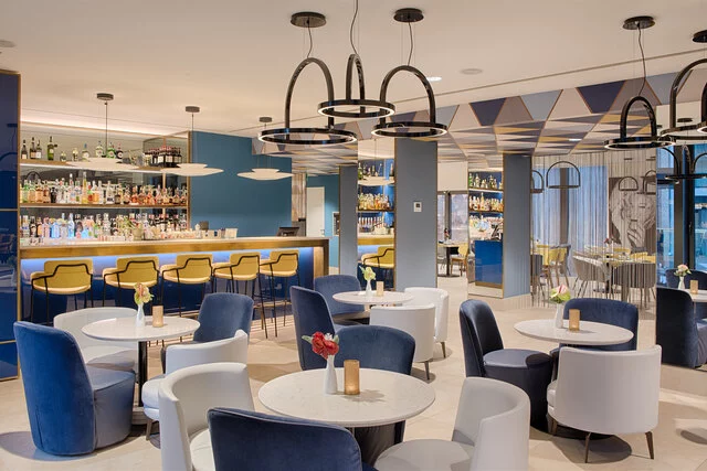 Avani_Rio_Novo_Venice_Hotel_Bar_Interior_Tables_Setup