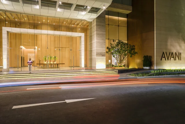 Avani_Plus_Riverside_Bangkok_Hotel_Exterior_View_Entrance