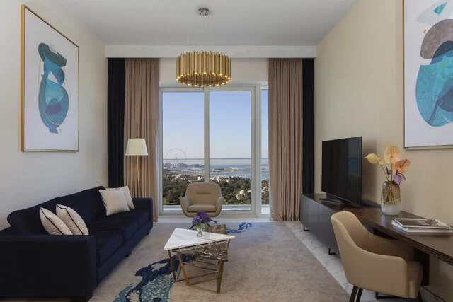 Avani_Plus_Palm_View_Dubai_Hotel_and_Suites_Guest_Room_Superior_Sea_View_One_Bedroom_Apartment_Living_Room
