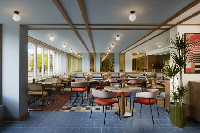 Avani_Museum_Quarter_Amsterdam_Hotel_Restaurant_Breakfast_seating