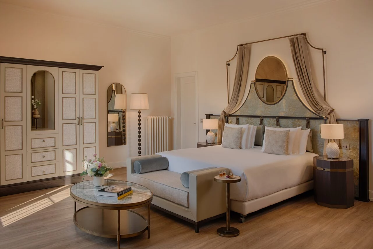 Colbert Porta Rossa_ Florence_Junior_Suite.jpg