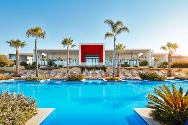 Tivoli_Alvor_Algarve_Resort_Pool_View_1