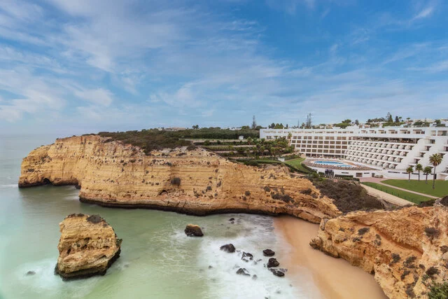 Tivoli_Carvoeiro_Algarve_Resort_Aerial_View-8598x5732