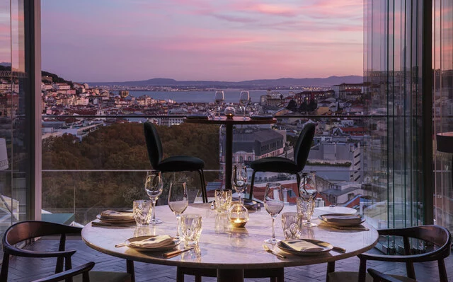 Tivoli_Avenida_Liberdade_Property_Amenity_Seen_Bar-8301x5179
