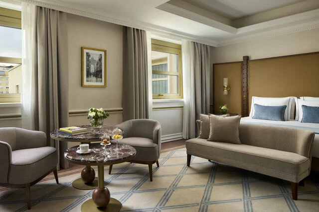 TLIS_Junior_Suite_Signature_Bedroom_2