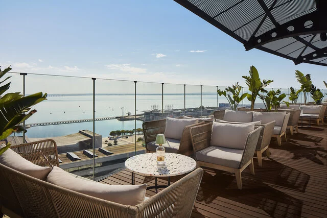 Tivoli_Oriente_Property_Bar_Sky_Bar_Exterior
