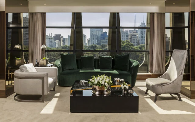 Tivoli_Mofarrej_Sao_Paulo_Hotel_Guest_Room_Park_Suite_Living_Room