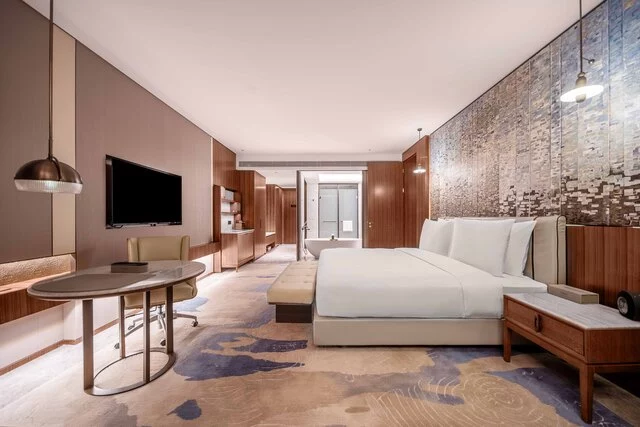 Tivoli_Chengdu_at_Cultural_Heritage_Park_Guest_Room_Chairman_Suite_King_Room