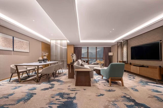 Tivoli_Chengdu_at_Cultural_Heritage_Park_Guest_Room_Duplex_Suite_Deluxe_King_Living_Room