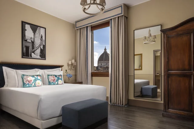 Tivoli_Palazzo_Gaddi_Guest_Room_Premium_View_Room_Bedroom