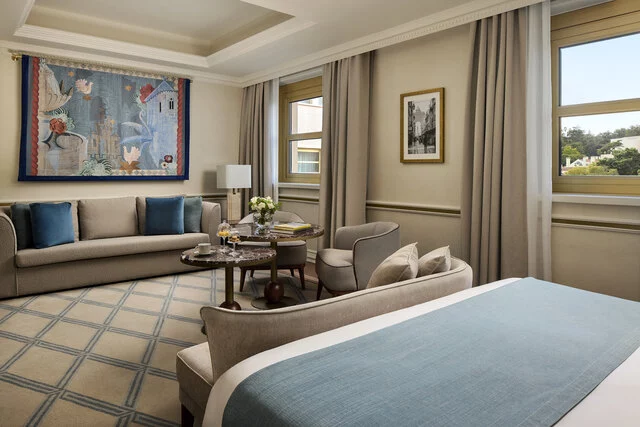 TLIS_Junior_Suite_Signature_Living_Space