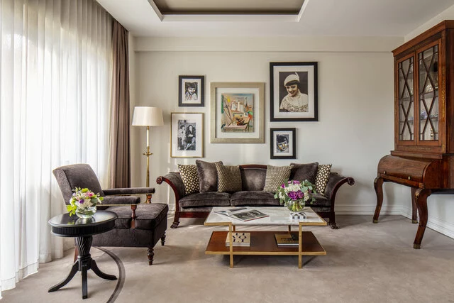 Tivoli_Avenida_Liberdade_Guest_Room_Diplomatic_Suite_Living_Room-8660x5773