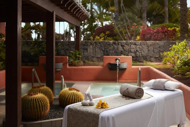 Tivoli_La_Caleta_Tenerife_Resort_Spa_Exterior_Area_Massage_Setup_1