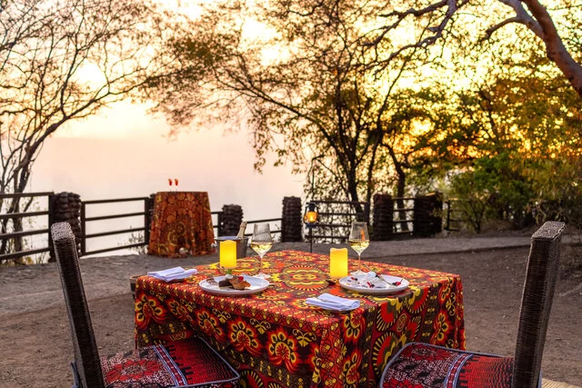 Avani_Victoria_Falls_Resort_Vic_Falls_Dining-2048x1365