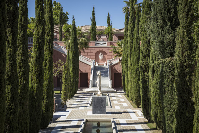 Anantara_Villa_Padierna_Palace_Benahavis_Marbella_Resort_Exterior_View_Amphitheatre_Main_Entrance-4295x2881.jpg