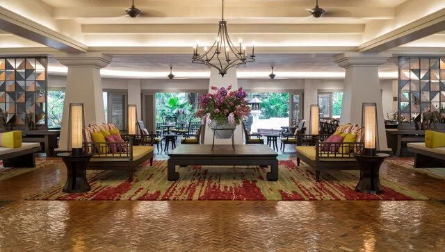 Avani_Pattaya_Resort_Lobby_View_Lounge