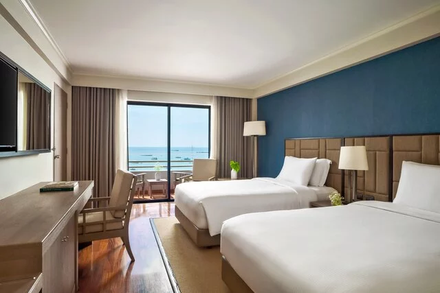 Avani_Pattaya_Resort_Guest_Room_Two_Bedroom_Sea_View_Suite_Twin_Bed_Sea_View_1
