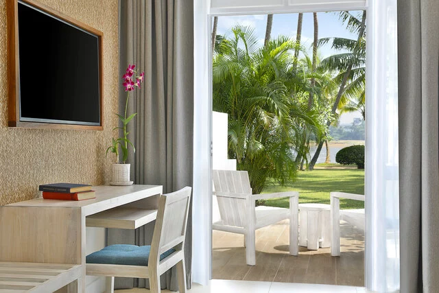 Avani_Kalutara_Resort_Guest_Room_Avani_Deluxe_Ocean_View_Terrace-6720x4480