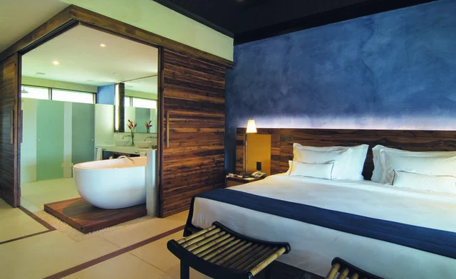 Tivoli_Ecoresort_Praia_do_Forte_Guest_Room_Deluxe_Suite_Ocean_View-4053x2484
