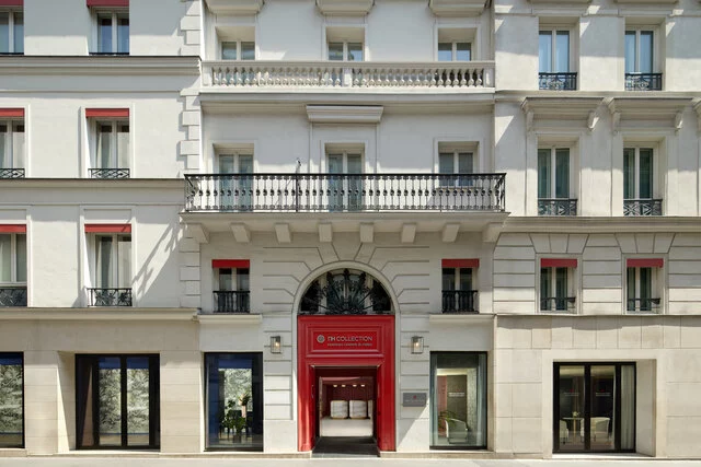 NH_Collection_Champs_Elysees_Facade_Daylight
