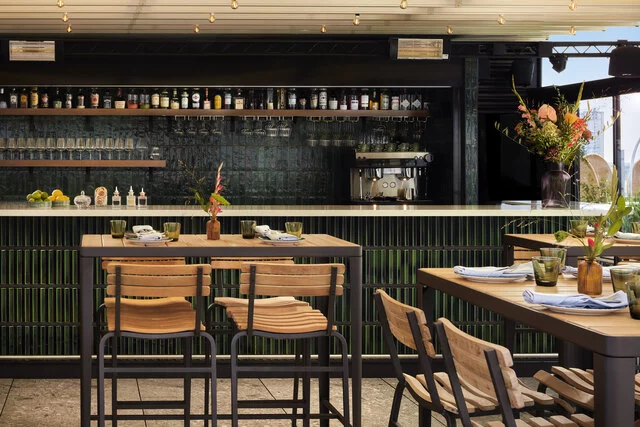 NH_Collection_Copenhagen_Bar_Rooftop_table