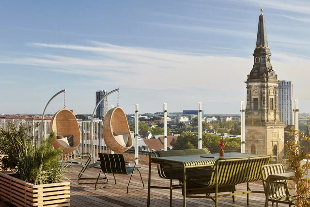 NH_Collection_Copenhagen_Bar_Terrace_Rooftop_swings