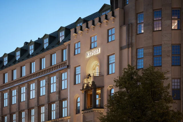 NH_Collection_Helsinki_Grand_Hansa_Facade_night_external_signage_kupoli_bar