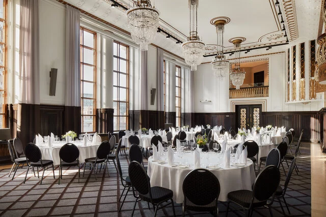 NH_Collection_Helsinki_Grand_Hansa_Meeting_Rooms_Ballroom_banquet_setup