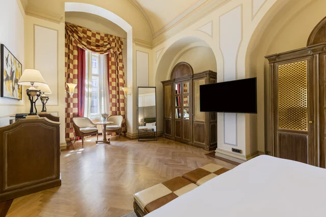NH_Collection_Prague_Carlo_IV_Room_presidential_suite_curtains_open_natural_light-8166x5447
