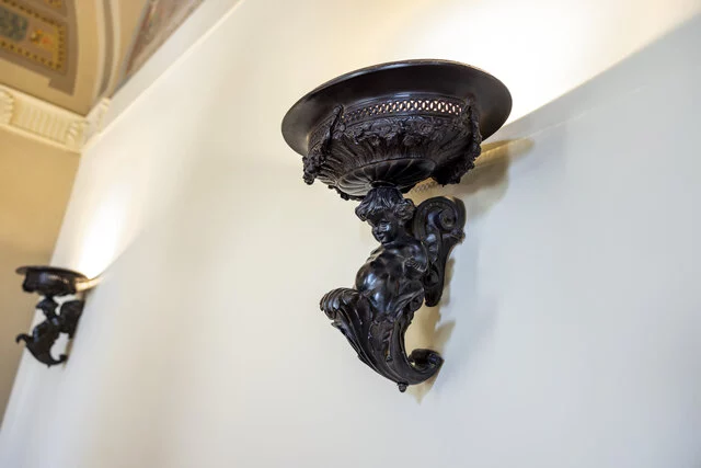 NH_Collection_Prague_Carlo_IV_room_suite_detail_lamp_decoration-8168x5448