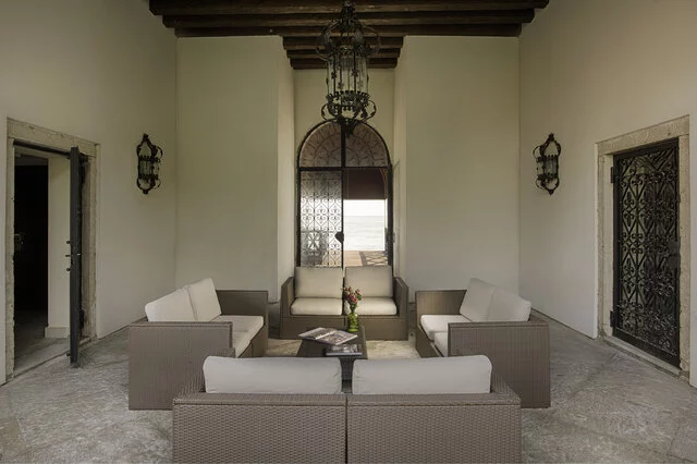 NH_Collection_Grand_Hotel_Palazzo_Dei_Dogi_Lobby_and_Reception_Sofa_Relax_Area
