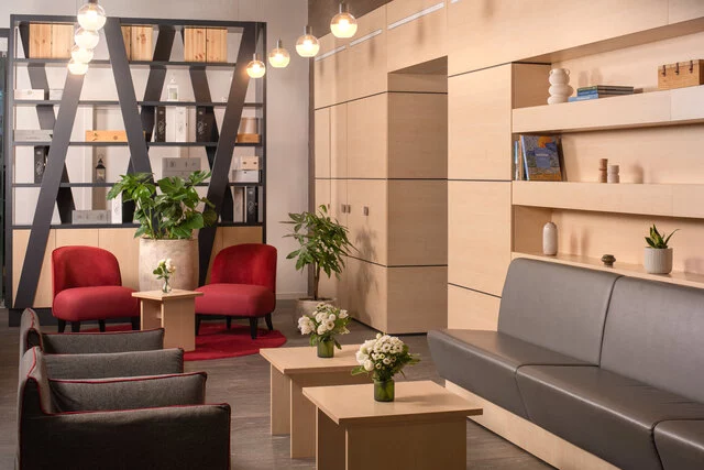 NH_Collection_Alagna_Mirtillo_Rosso_Lobby_And_Reception_Sofas
