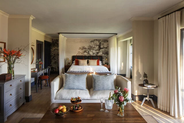 Anantara_Stanley_&_Livingstone_Victoria_Falls_Hotel_Garden_View_Suite_Bedroom