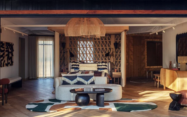Anantara_Tented_Camp_Kafue_River_Presidential_Villa_Bedroom