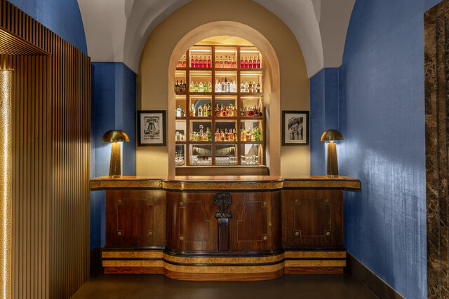 Tivoli_Palazzo_1880_Lecce_Hotel_Bar_Lobby.jpg