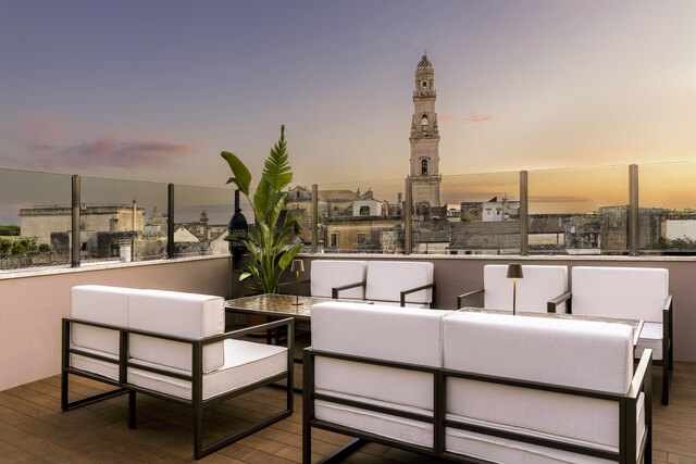 Tivoli_Palazzo_1880_Lecce_Hotel_Bar_Rooftop.jpg