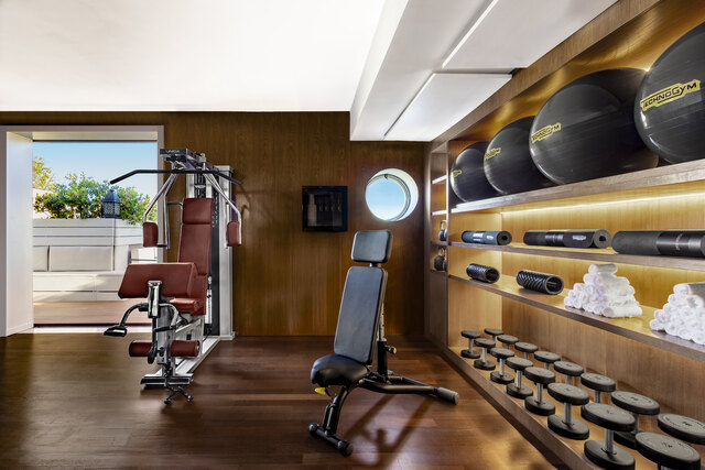 Tivoli_Palazzo_1880_Lecce_Hotel_Gym.jpg
