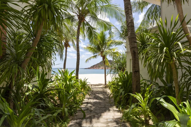 Avani_Quy_Nhon_Resort_Beach_Pathway-5760x3840