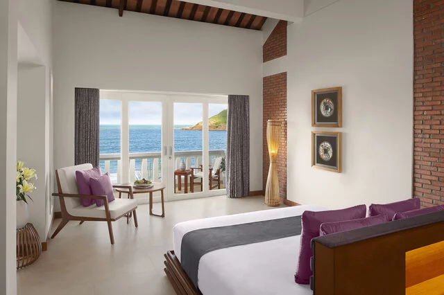 Avani_Quy_Nhon_Resort_Guest_Room_Deluxe_Studio_Room_Bedroom-4928x3280