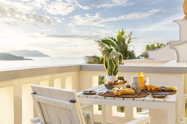 Avani_Quy_Nhon_Resort_Restaurant_In_Room_Dining_Breakfast-5760x3840