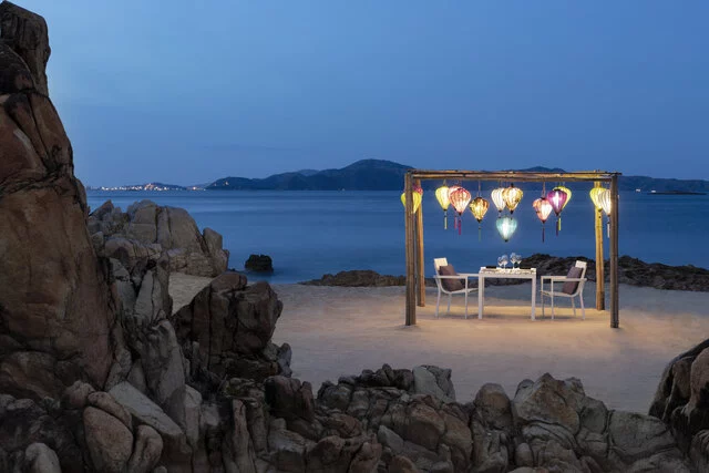 Avani_Quy_Nhon_Resort_Restaurant_Private_Dining_Beach-7157x4772
