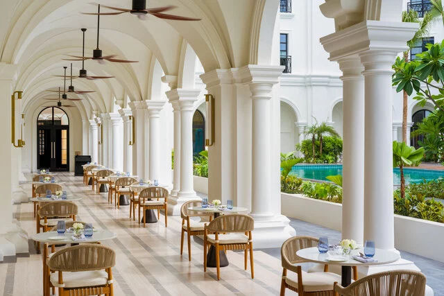 Avani+_Lanexang_Vientiane_Hotel_Restaurant_Mekong_Mosaic_Outside_Dining_Day_Pool