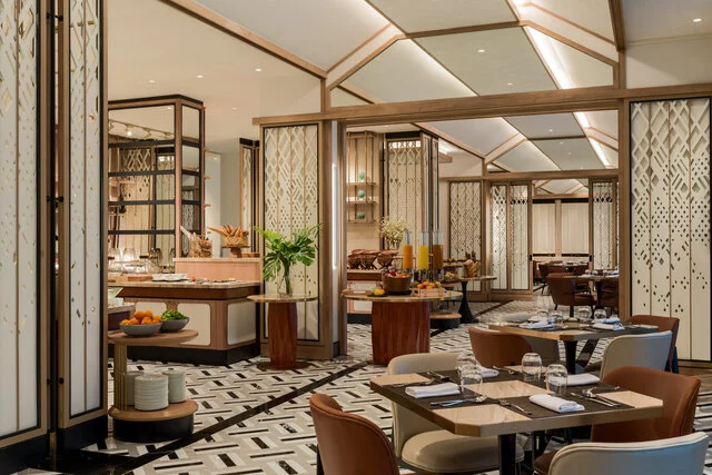 Avani_Plus_Lanexang_Vientiane_Hotel_Restaurant_Mekong_Mosaic
