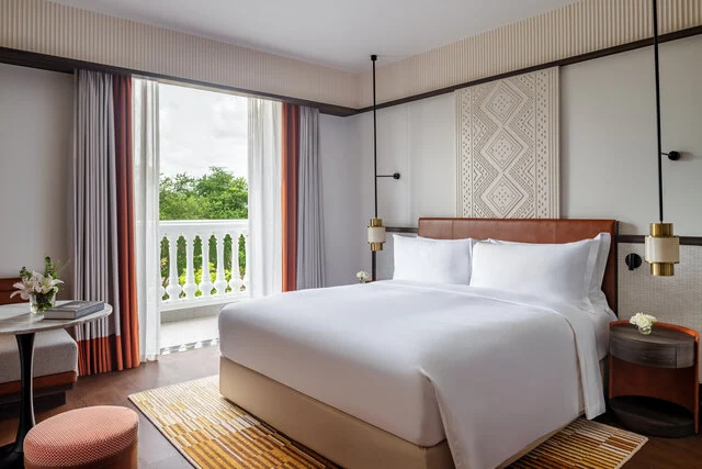 Avani+_Lanexang_Vientiane_Hotel_Room_Deluxe_Balcony_Room_King