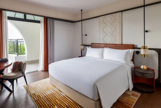 Avani+_Lanexang_Vientiane_Hotel_Room_Avani_Suite_Bedroom2