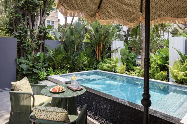 Anantara_Siam_Bangkok_Hotel_Guest_Room_Garden_Pool_Suite_Private_Terrace_View